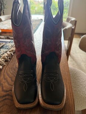Kid’s Two-Tone Western Leather Cowboy Boots - Black & red